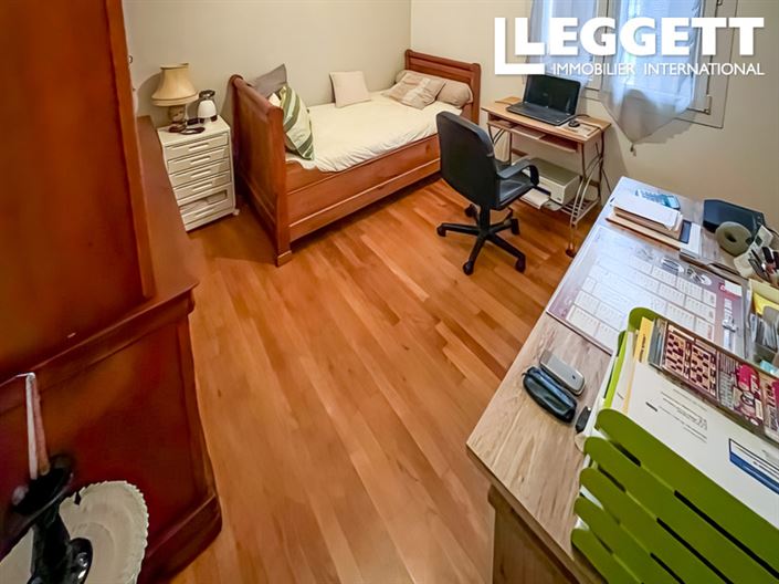 Image No.7-3 Bed House for sale