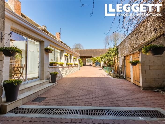 Image No.9-3 Bed House for sale