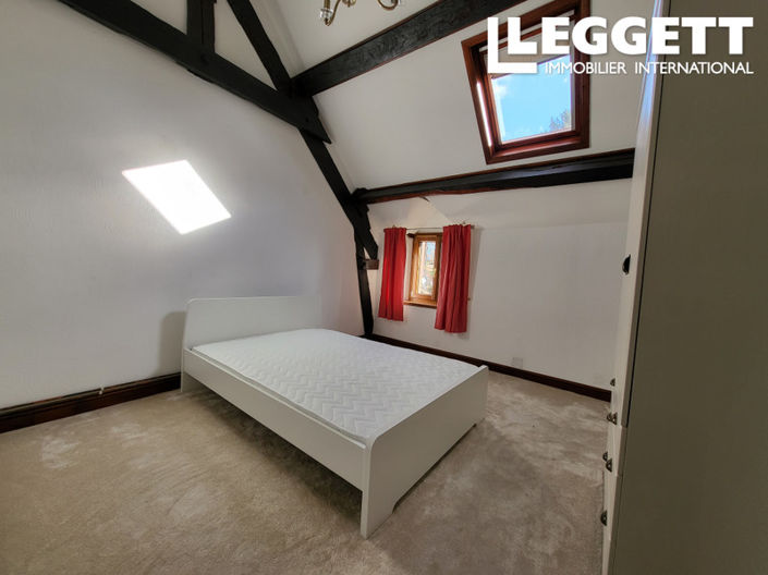 Image No.10-4 Bed House for sale