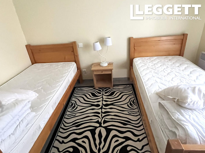 Image No.9-House for sale