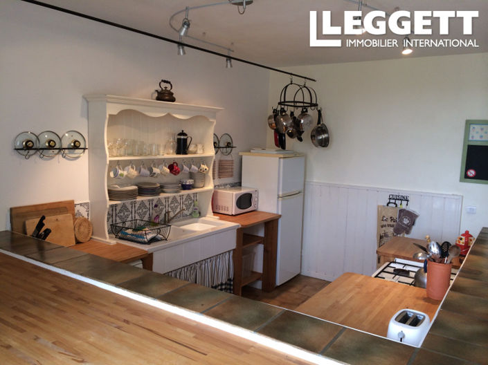 Image No.10-17 Bed House for sale