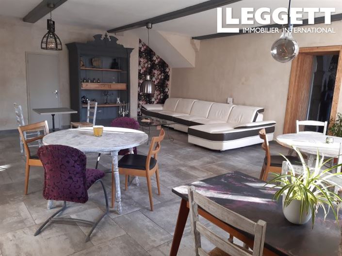 Image No.4-8 Bed House for sale