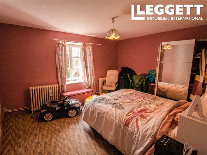 Image No.4-5 Bed House for sale