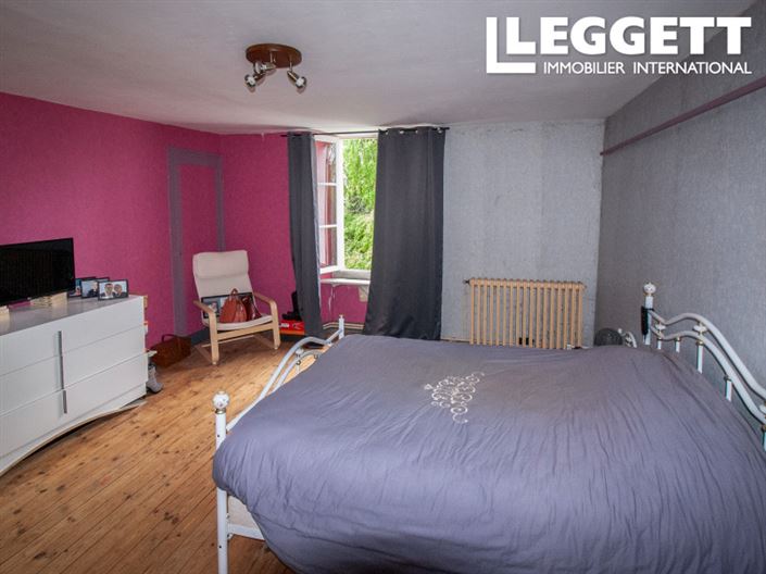 Image No.5-5 Bed House for sale