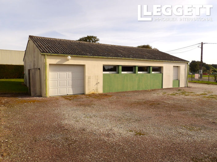 Image No.10-1 Bed Commercial for sale