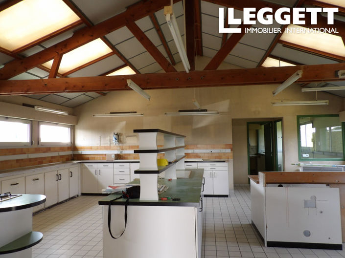 Image No.3-1 Bed Commercial for sale