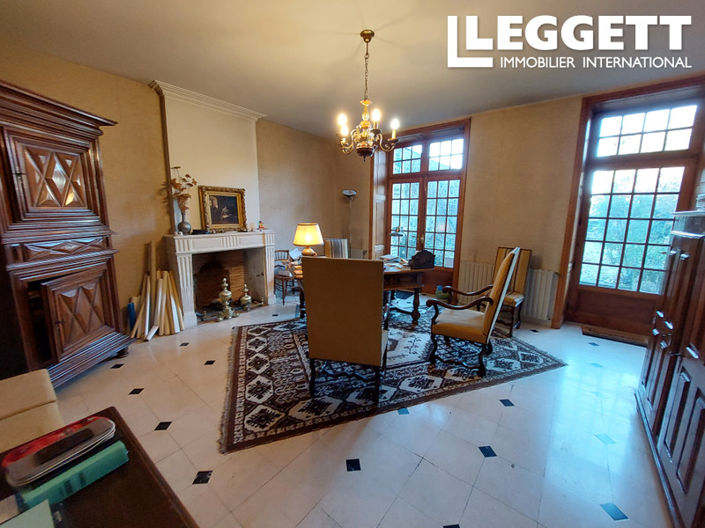 Image No.5-7 Bed House for sale