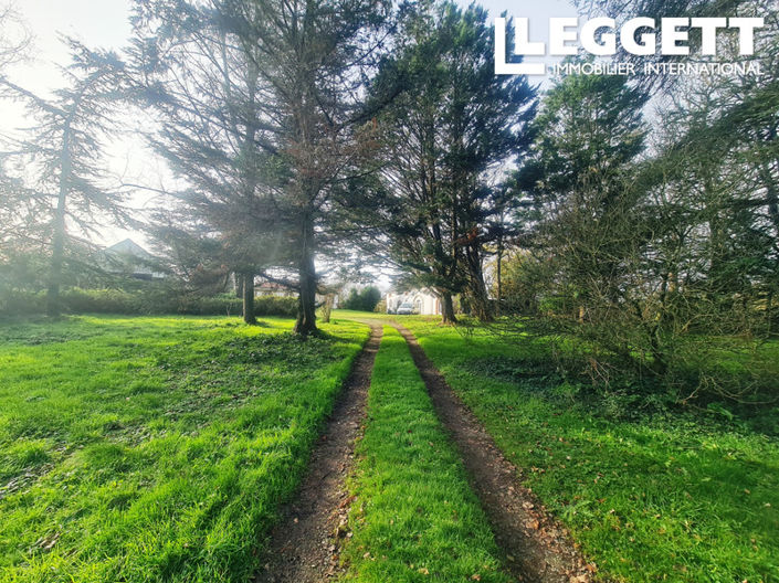 Image No.2-4 Bed House for sale