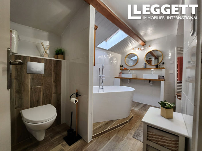 Image No.9-4 Bed House for sale