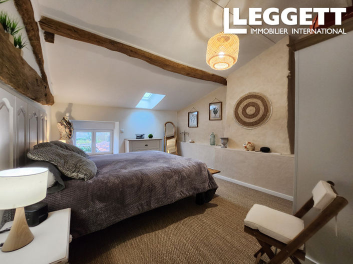 Image No.7-4 Bed House for sale