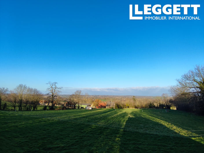 Image No.8-5 Bed House for sale