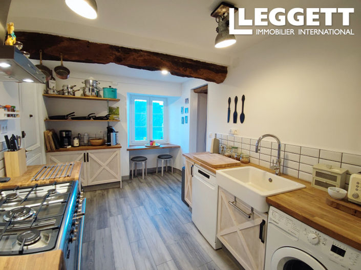 Image No.9-5 Bed House for sale