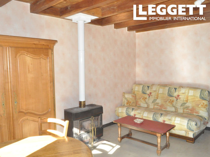 Image No.5-2 Bed House for sale