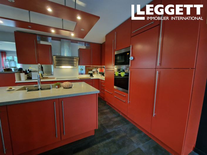 Image No.10-4 Bed House for sale