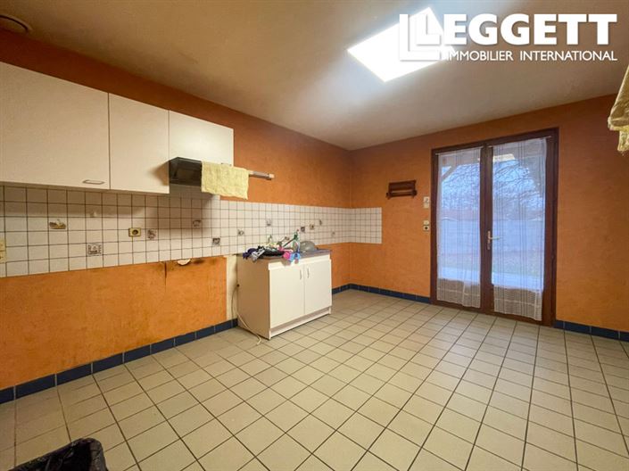 Image No.3-5 Bed House for sale