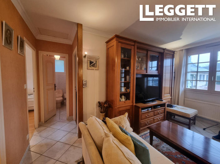 Image No.5-3 Bed House for sale