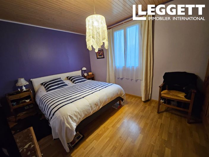 Image No.5-4 Bed House for sale