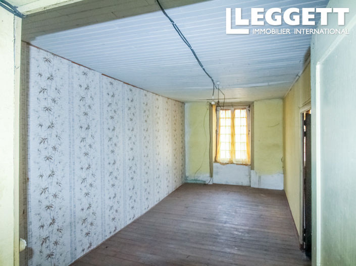 Image No.7-2 Bed House for sale