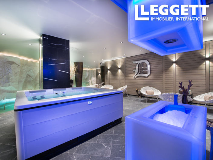 Image No.7-5 Bed House for sale