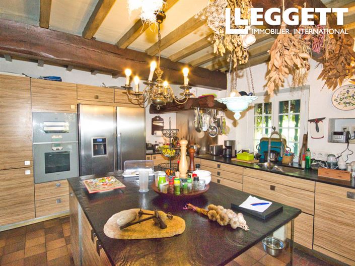 Image No.4-9 Bed House for sale