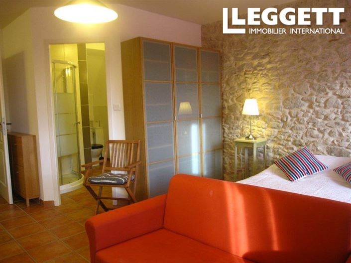 Image No.8-16 Bed House for sale