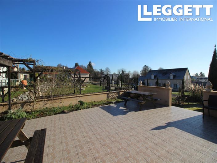 Image No.10-5 Bed House for sale