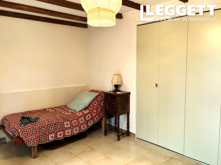 Image No.8-3 Bed House for sale