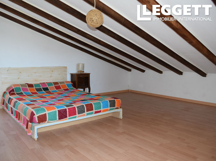 Image No.9-3 Bed House for sale