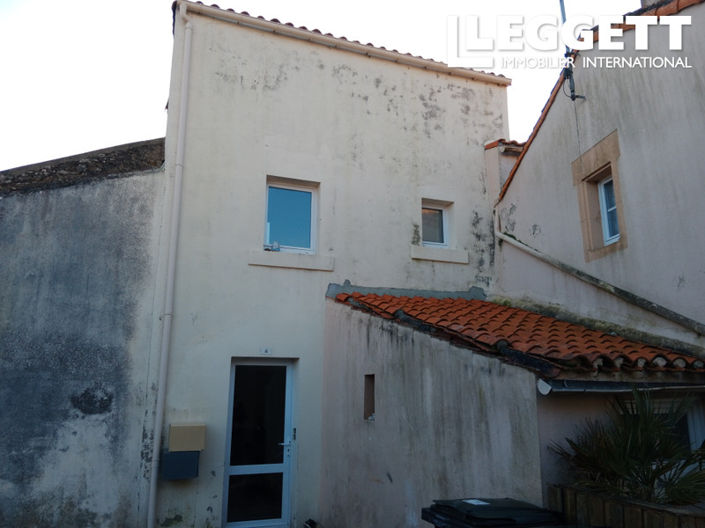 Image No.2-5 Bed House for sale