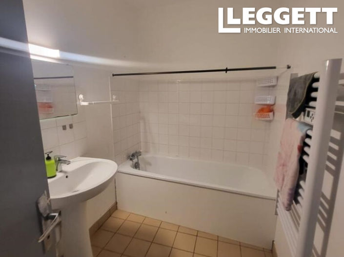 Image No.7-5 Bed House for sale