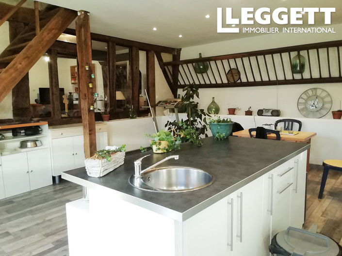 Image No.3-3 Bed House for sale