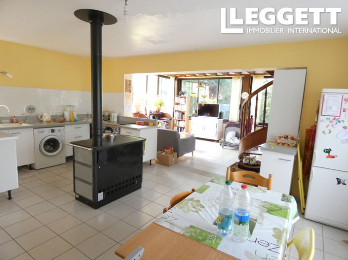 Image No.5-5 Bed House for sale