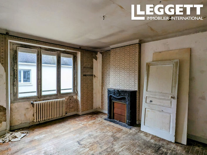 Image No.8-2 Bed House for sale