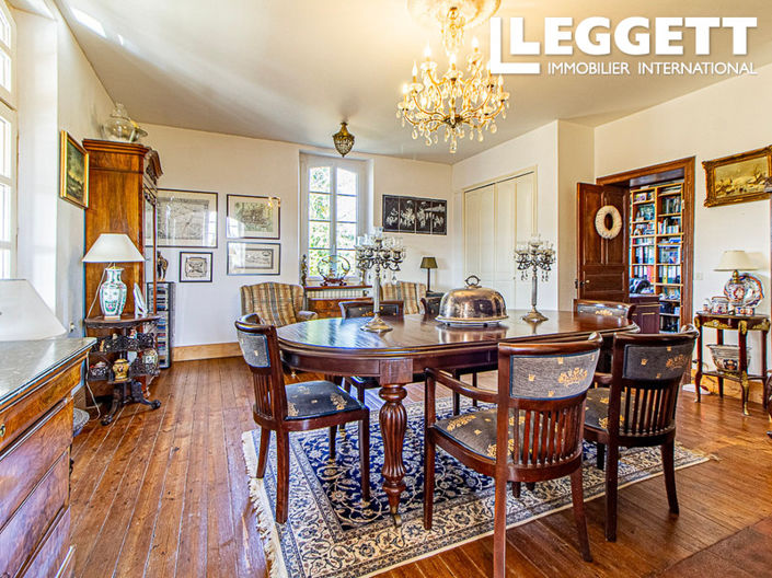 Image No.4-7 Bed House for sale