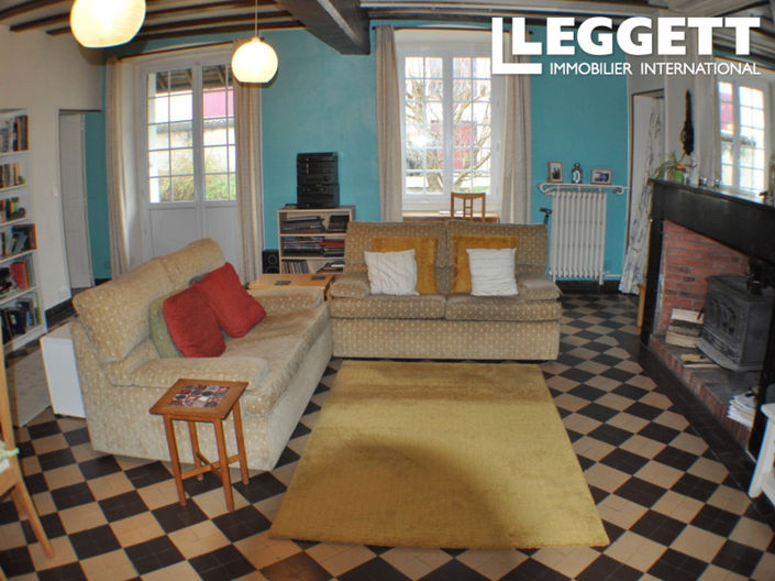 Image No.6-5 Bed House for sale