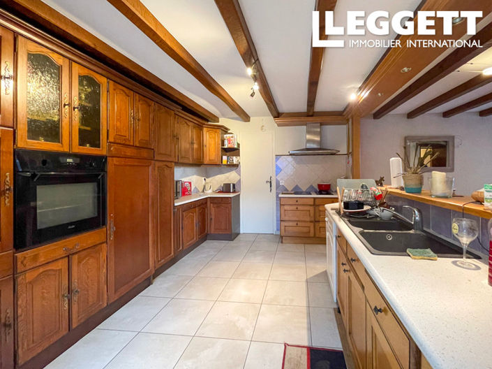 Image No.6-3 Bed House for sale