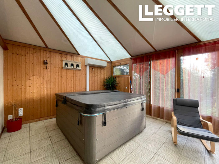 Image No.8-3 Bed House for sale