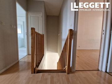 ahr0chm6ly9jzg4uagvzdglhlmltbw8vaw1hz2uvvevom