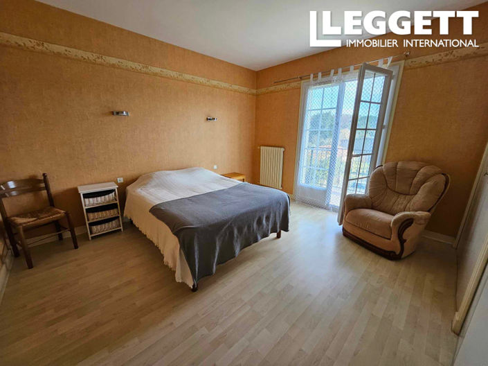 Image No.8-4 Bed House for sale