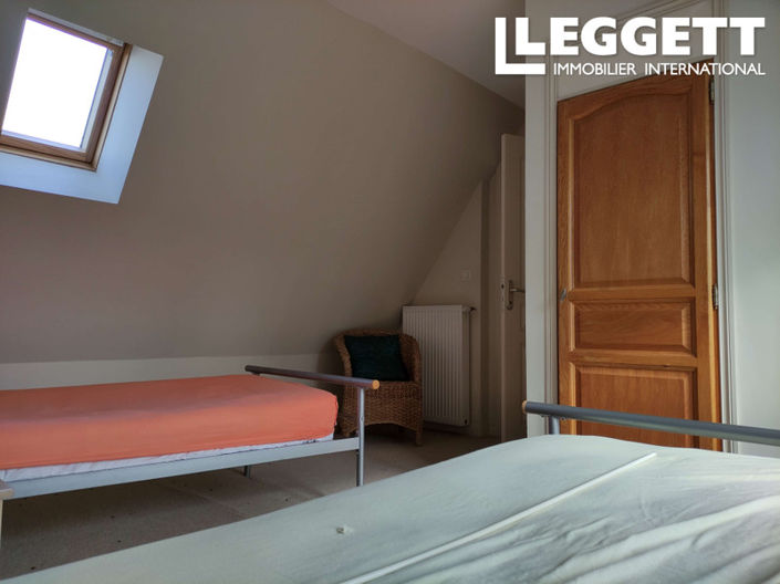 Image No.7-4 Bed House for sale