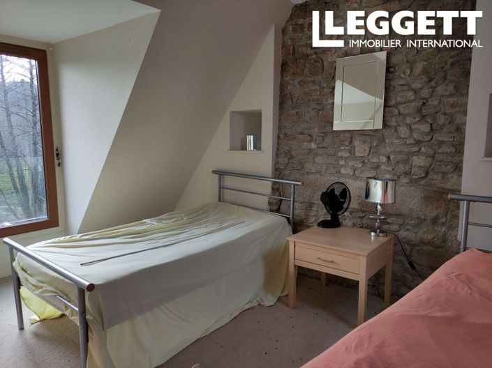 Image No.8-4 Bed House for sale