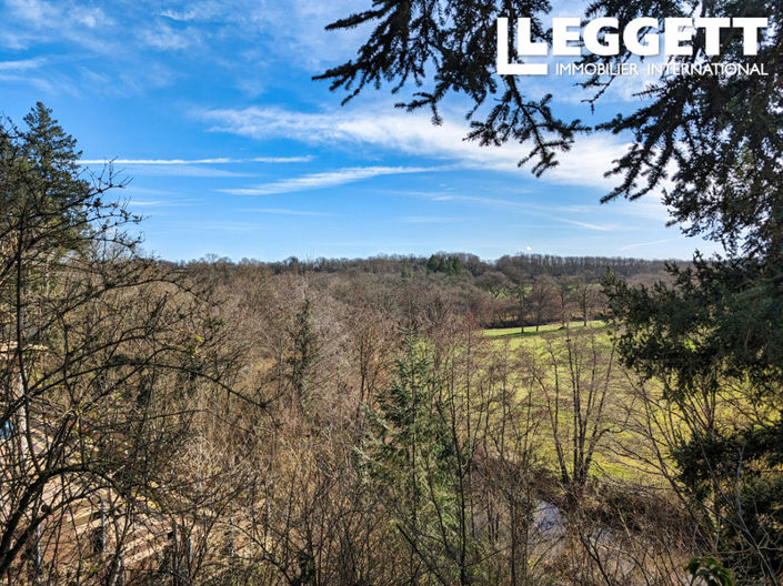 Image No.10-7 Bed House for sale