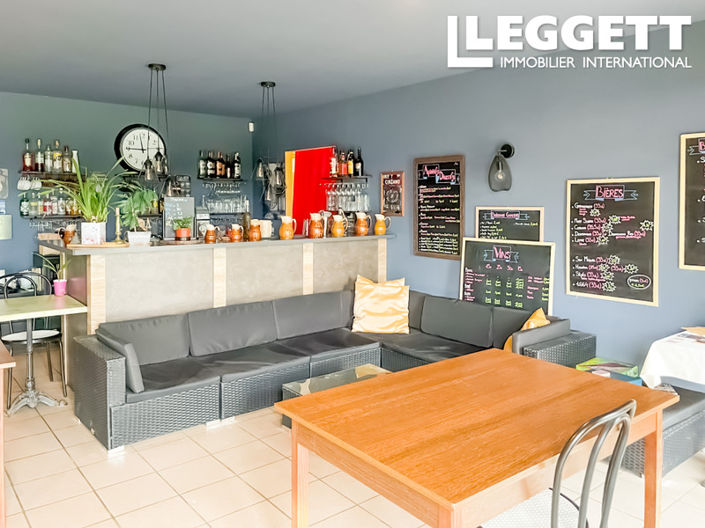 Image No.7-8 Bed Commercial for sale