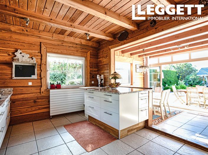 Image No.4-5 Bed House for sale