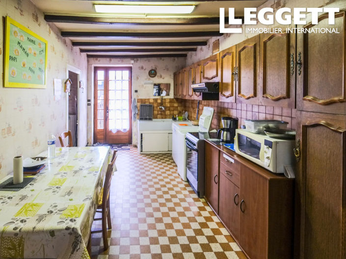 Image No.2-4 Bed House for sale