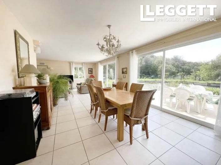 Image No.5-3 Bed House for sale