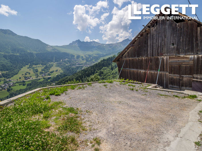 Image No.2-3 Bed Bar for sale