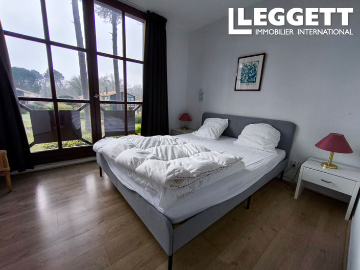 Image No.6-2 Bed House for sale