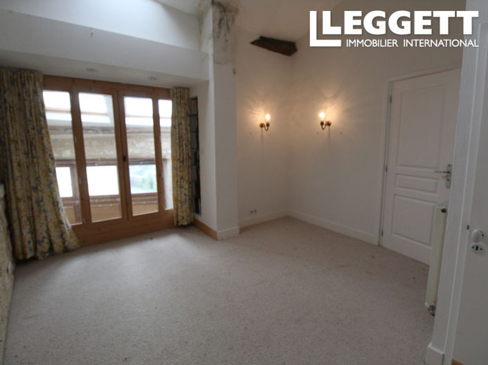 Image No.9-4 Bed House for sale