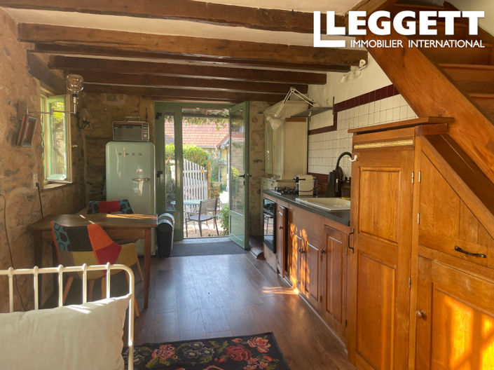 Image No.8-5 Bed House for sale